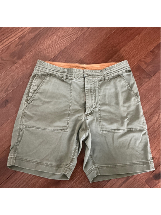 Howler Bros Other - Men's Howler Bros Dark Green Flat Front Shorts Waist 30